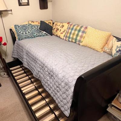 Sale Photo Thumbnail #42