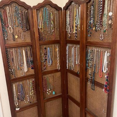 Sale Photo Thumbnail #74