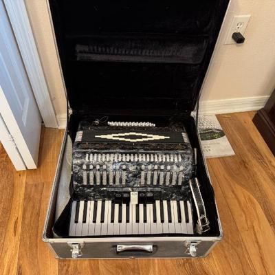 Sale Photo Thumbnail #20