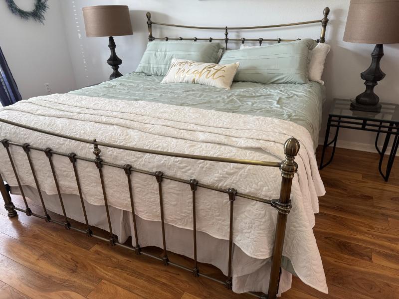 Sale Photo Thumbnail #57