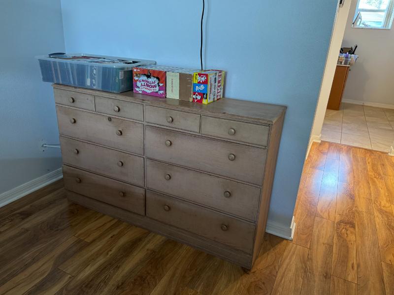 Sale Photo Thumbnail #60