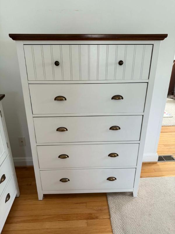 Sale Photo Thumbnail #2