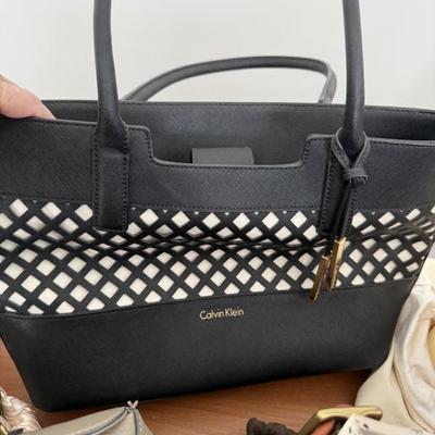 Sale Photo Thumbnail #395