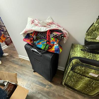 Sale Photo Thumbnail #194