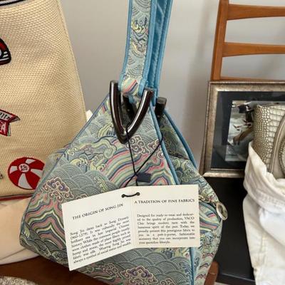 Sale Photo Thumbnail #403