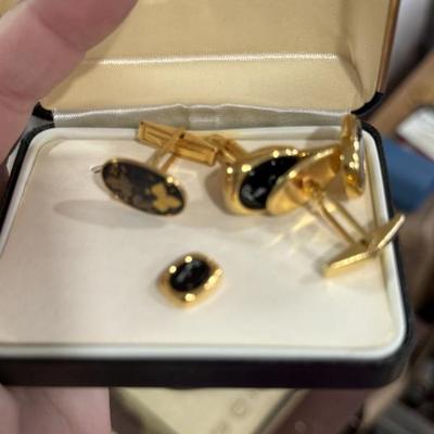 Sale Photo Thumbnail #474