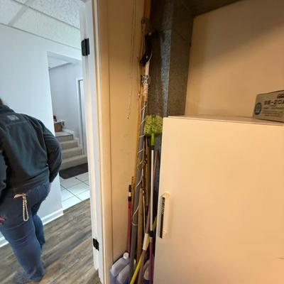 Sale Photo Thumbnail #533