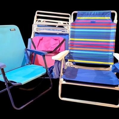 6 Folding Beach Chairs