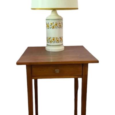Wooden Night Stand With Sunflower Lamp