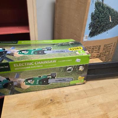 Sale Photo Thumbnail #696