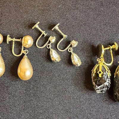 Vintage Screw On Earrings