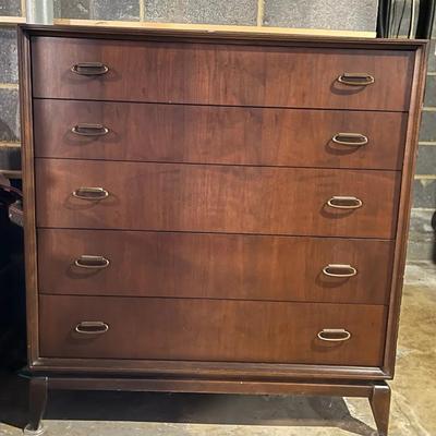 Mid-Century Bassett Gunstock Walnut Chest of Drawers