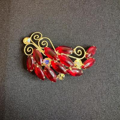 Vintage Ruby Red Rhinestone Brooch
