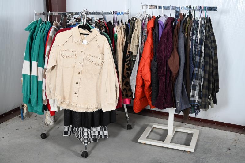 Sale Photo Thumbnail #78