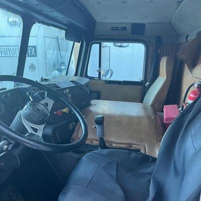 Sale Photo Thumbnail #24