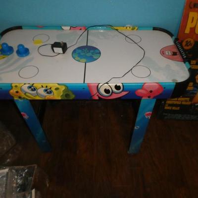 Sale Photo Thumbnail #45: Air hockey table