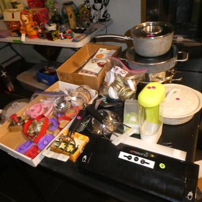 Sale Photo Thumbnail #9: Misc Kitchen