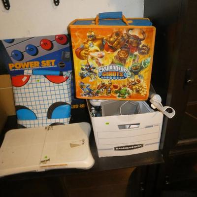 Sale Photo Thumbnail #31: Misc video Game items