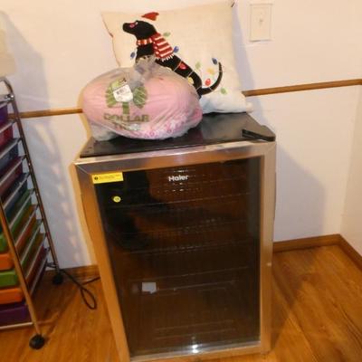 Sale Photo Thumbnail #65: Drink Cooler