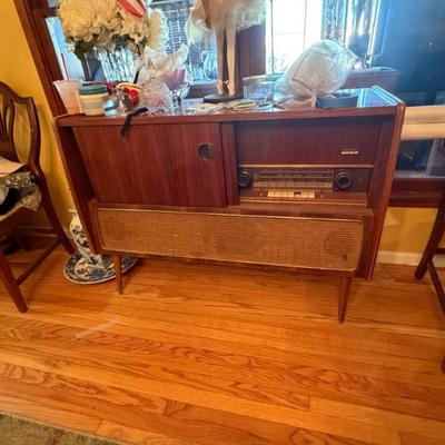 Sale Photo Thumbnail #319