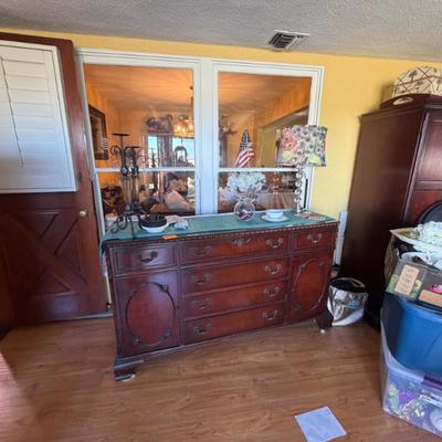 Sale Photo Thumbnail #328