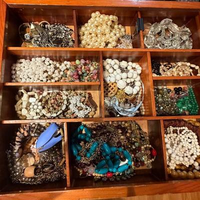 Sale Photo Thumbnail #248