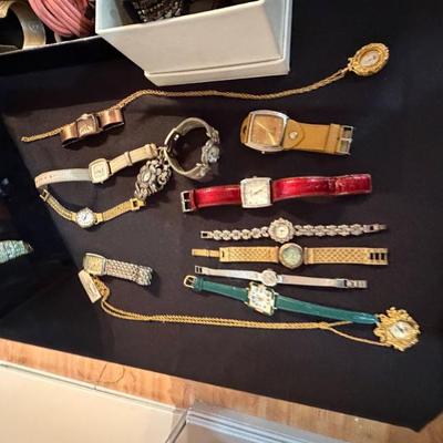 Sale Photo Thumbnail #254