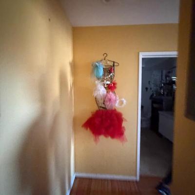 Sale Photo Thumbnail #310