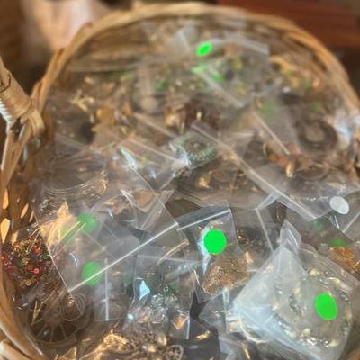 Sale Photo Thumbnail #41