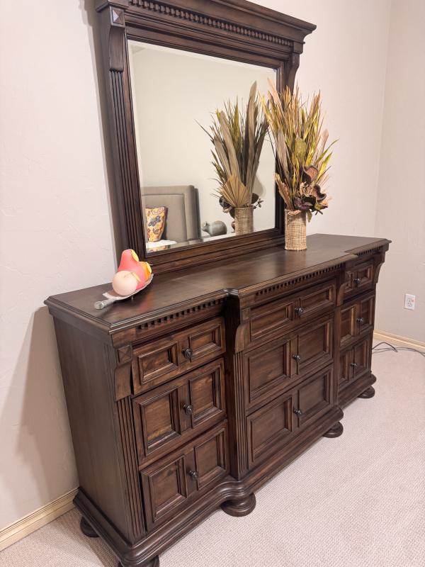 Sale Photo Thumbnail #34