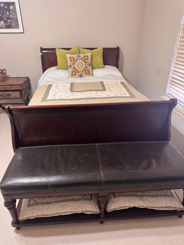 Sale Photo Thumbnail #38