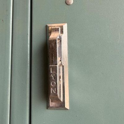 Sale Photo Thumbnail #239