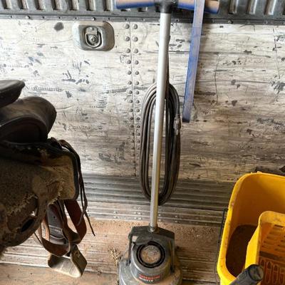 Sale Photo Thumbnail #114