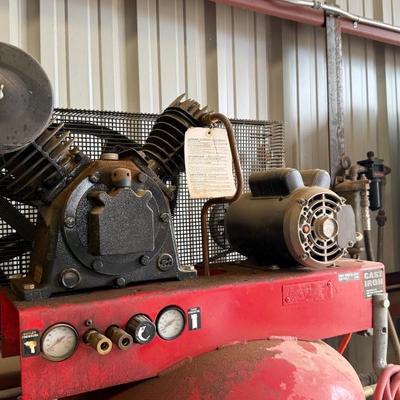 Sale Photo Thumbnail #242