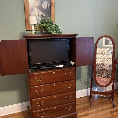 Sale Photo Thumbnail #126