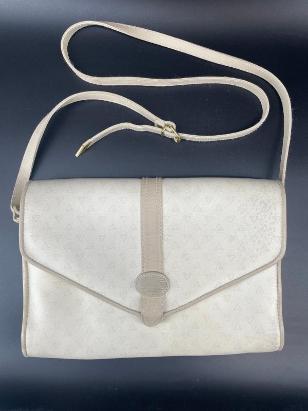 Sale Photo Thumbnail #297