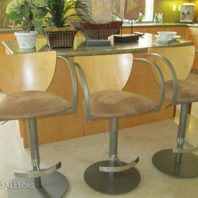 Swivel Bar Stools