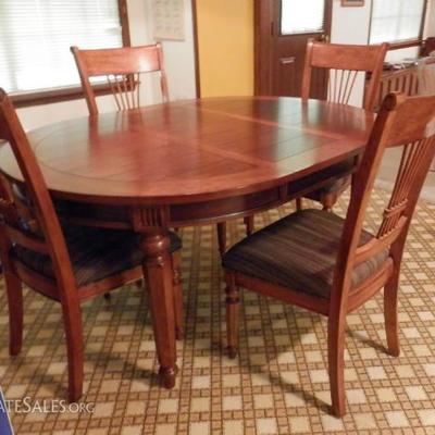 New Dining Table with 4 Chairs