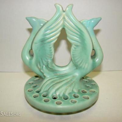 RARE VINTAGE REDWING POTTERY FIGURAL FLOWER 
