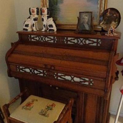 Victorian pump organ