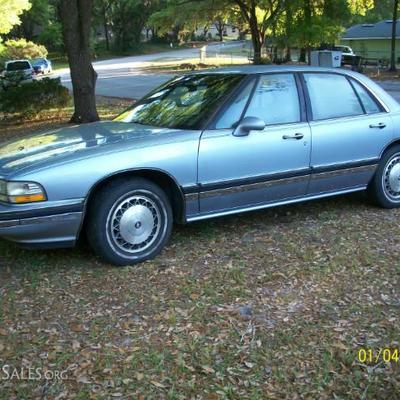 1996 Buick LeSabre LE 42,000+ miles, fully loaded, leather seats.