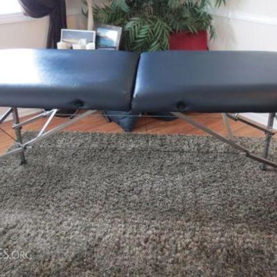 massage table