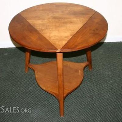 Lewisburg table 1930's