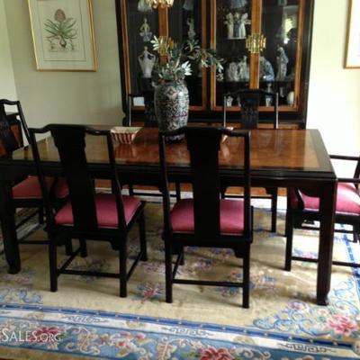 Century table with two leaves and chairs