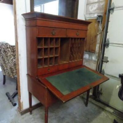 Isnt this desk fantastic! This 1840s Postal desk is a great addition to any home.