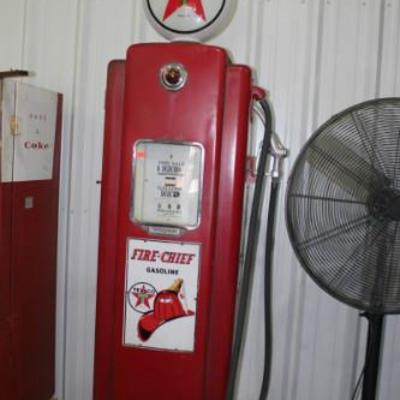 Fire Chief Gasoline Pump with glass globe