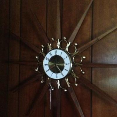 Elgin Sunburst clock