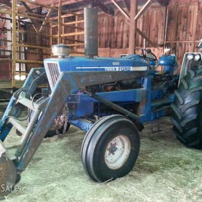 Ford 7600 with loader