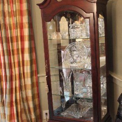 Curio cabinet with crystal items