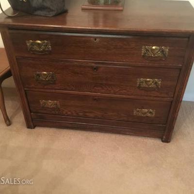 Antique Oak 2 drawer chest